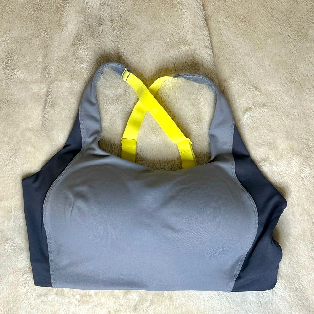 Crane womenโs wireless padded grey and yellow Sports athletic bra Large